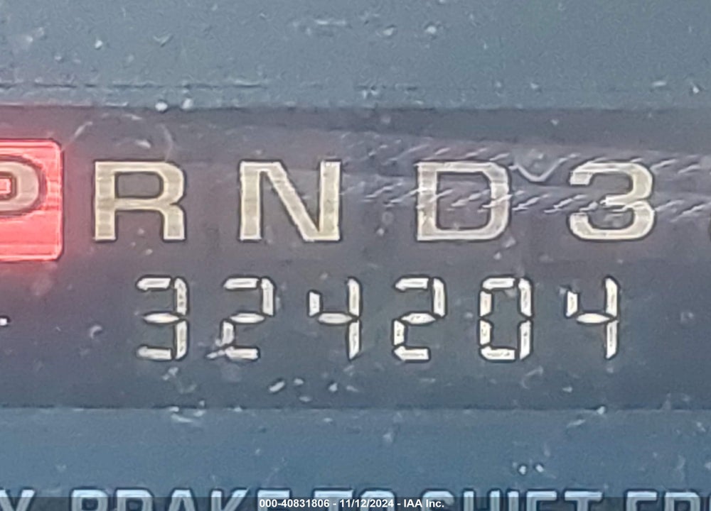 2000 CHEVROLET EXPRESS VIN: 1GCFG15R4Y1271071