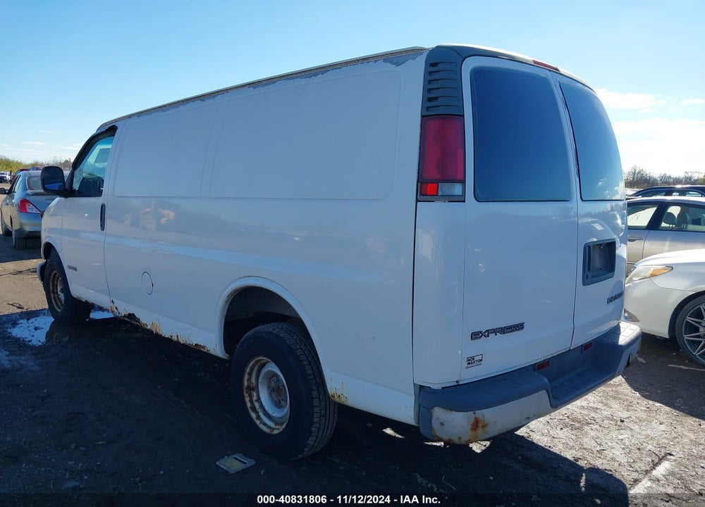 2000 CHEVROLET EXPRESS VIN: 1GCFG15R4Y1271071