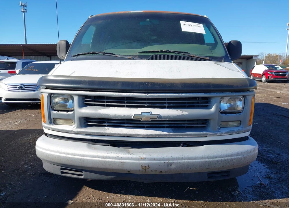 2000 CHEVROLET EXPRESS VIN: 1GCFG15R4Y1271071
