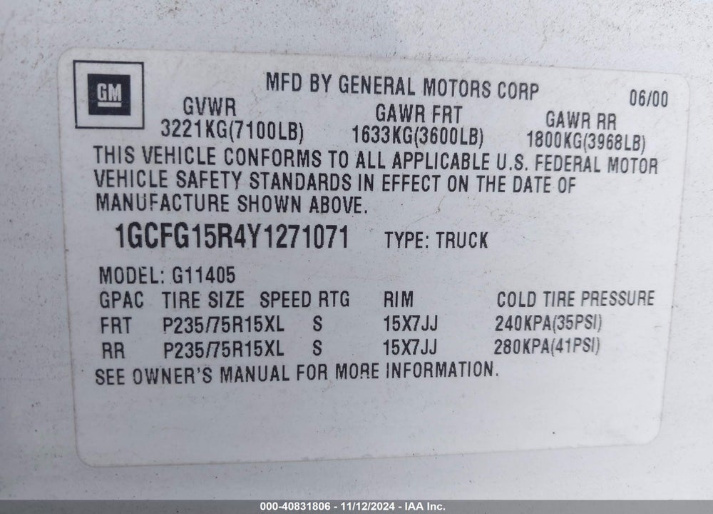 2000 CHEVROLET EXPRESS VIN: 1GCFG15R4Y1271071