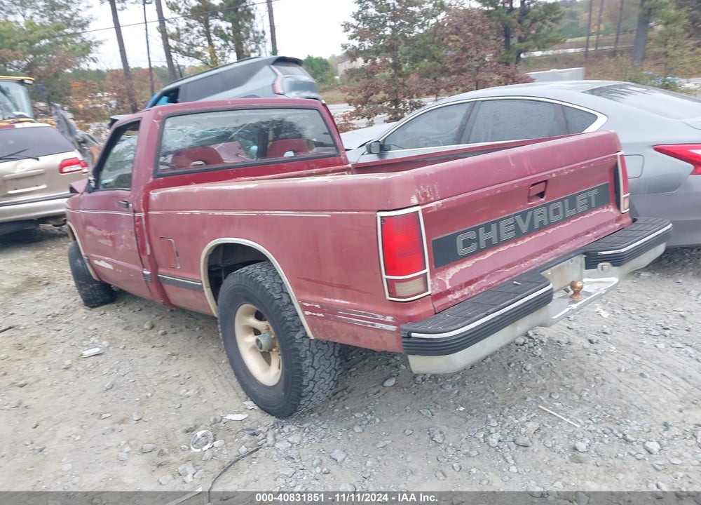 1992 CHEVROLET S TRUCK S10 VIN: 1GCCS14R8N2153288