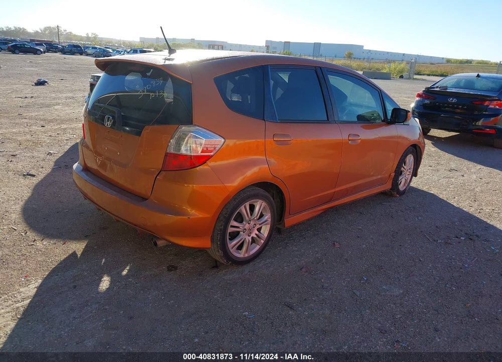 2009 HONDA FIT SPORT VIN: JHMGE88659S013057