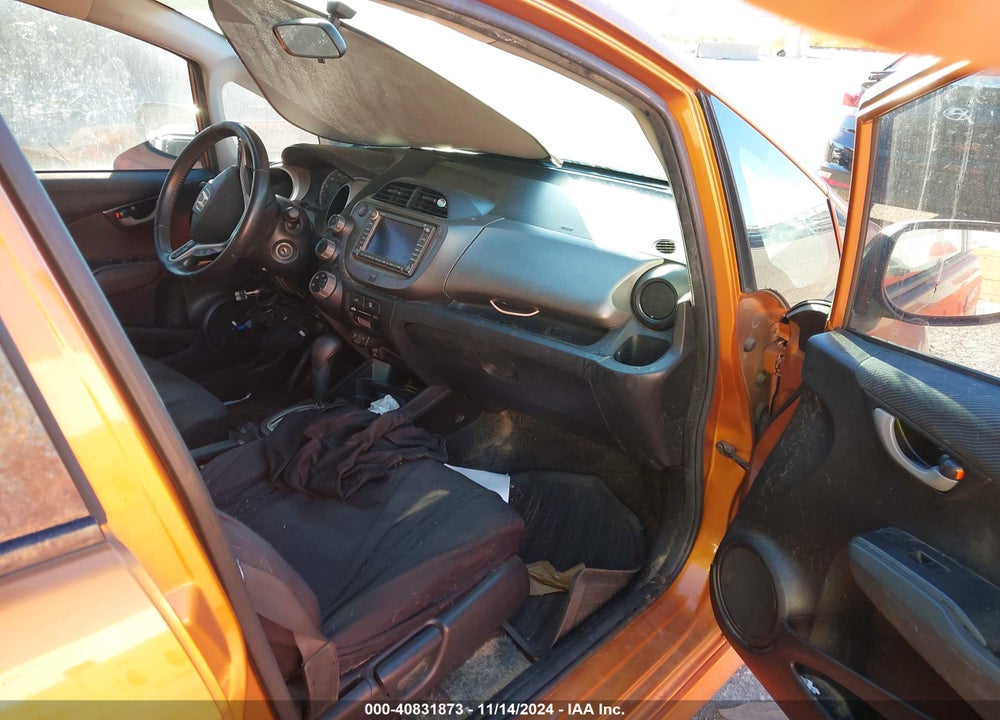 2009 HONDA FIT SPORT VIN: JHMGE88659S013057