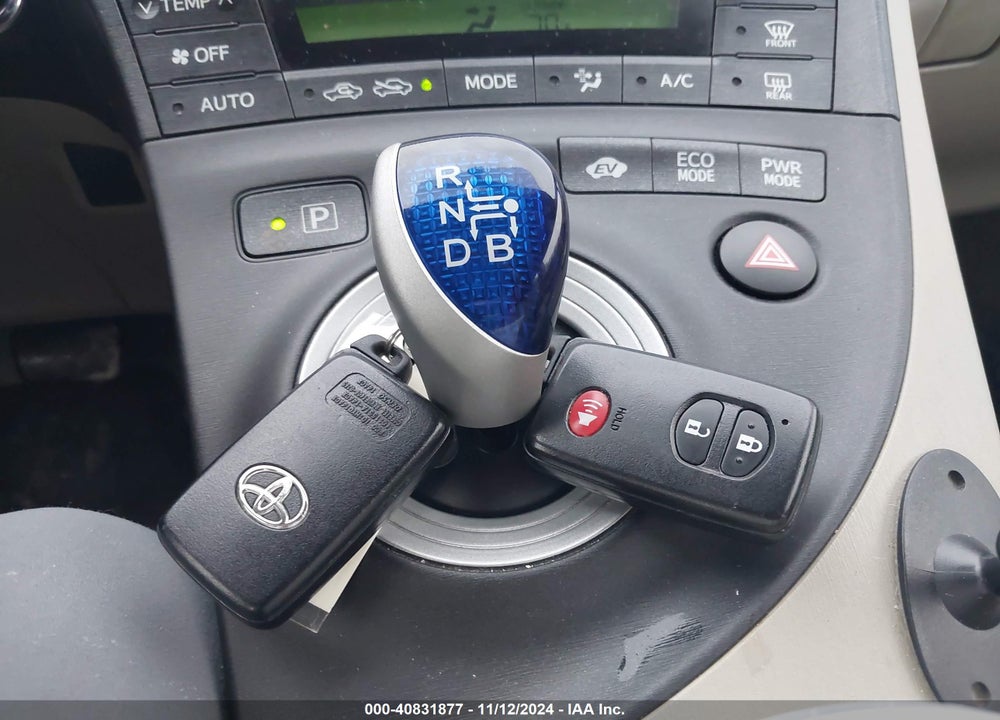 2011 TOYOTA PRIUS TWO VIN: JTDKN3DU6B5366298