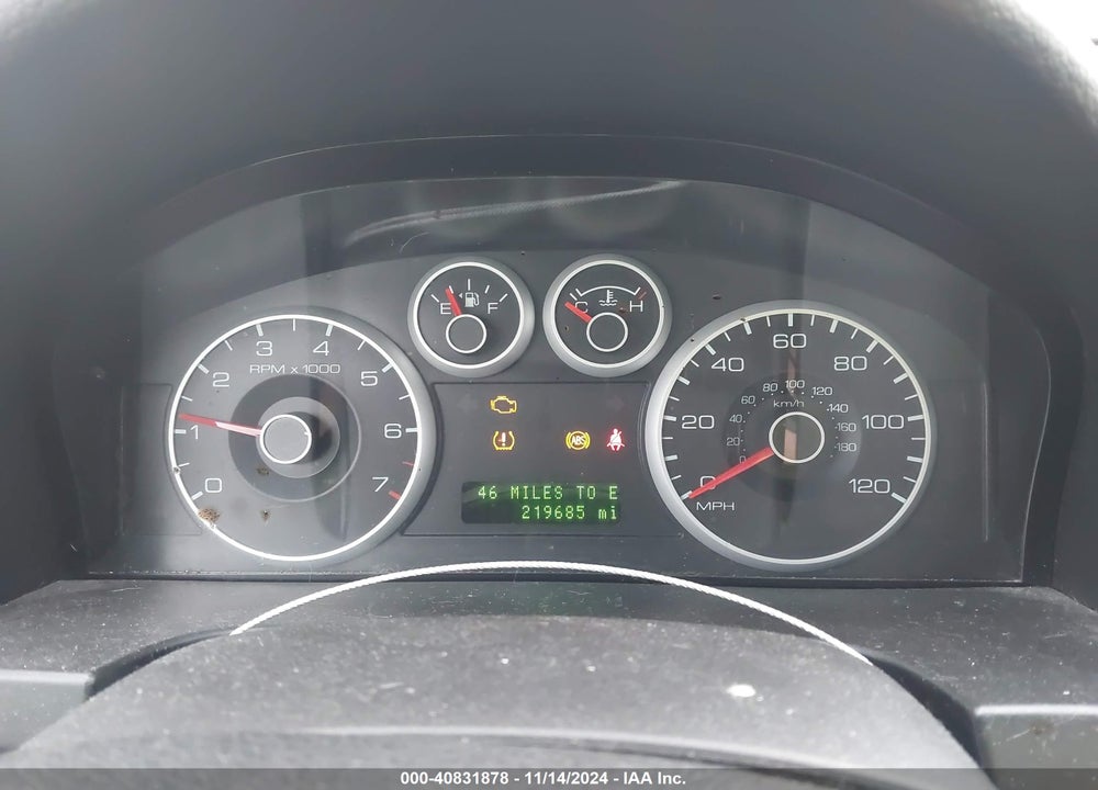 2008 FORD FUSION VIN: 3FAHP08128R220527