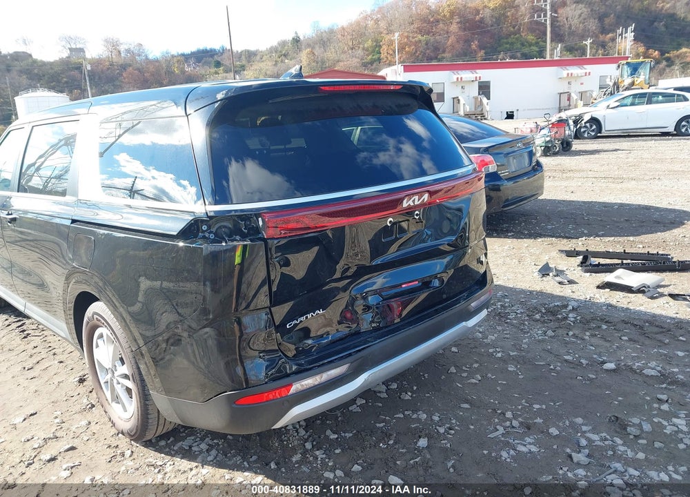 2024 KIA CARNIVAL MPV LX SEAT PACKAGE VIN: KNDNB4H30R6448223