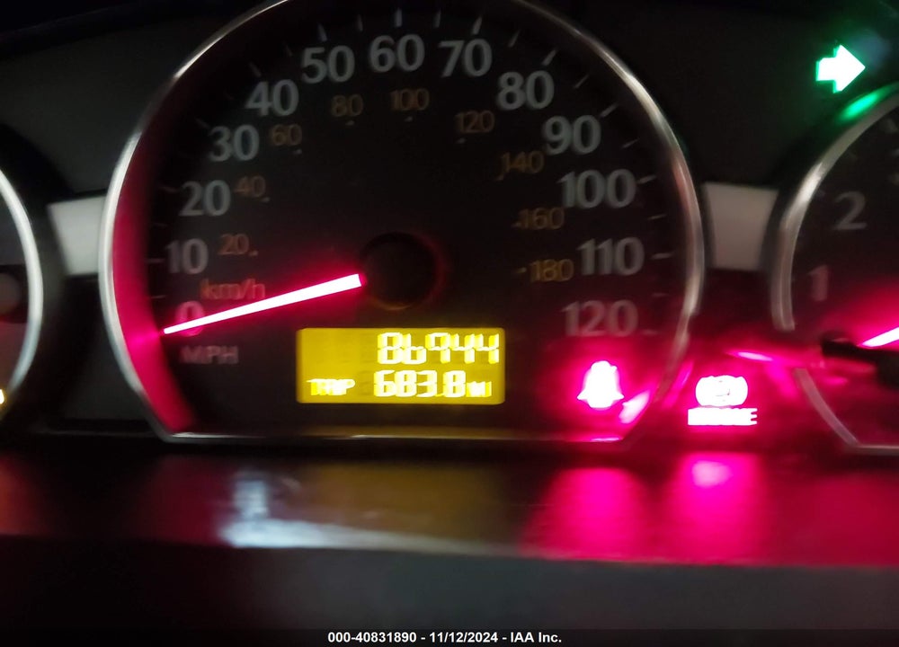 2007 SATURN ION 2 VIN: 1G8AN15F07Z123323