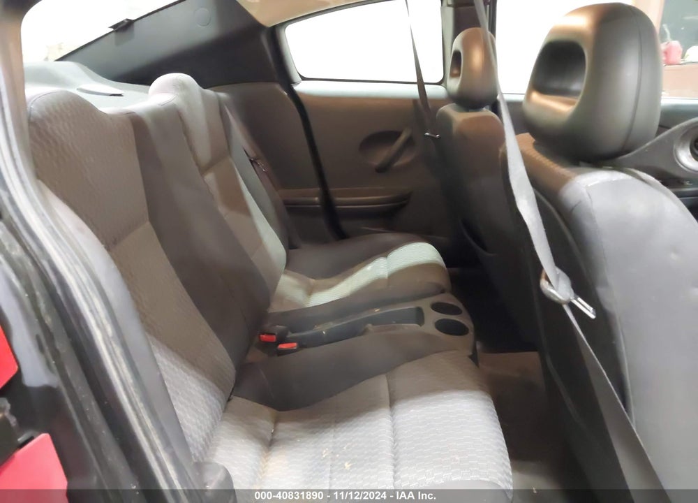2007 SATURN ION 2 VIN: 1G8AN15F07Z123323