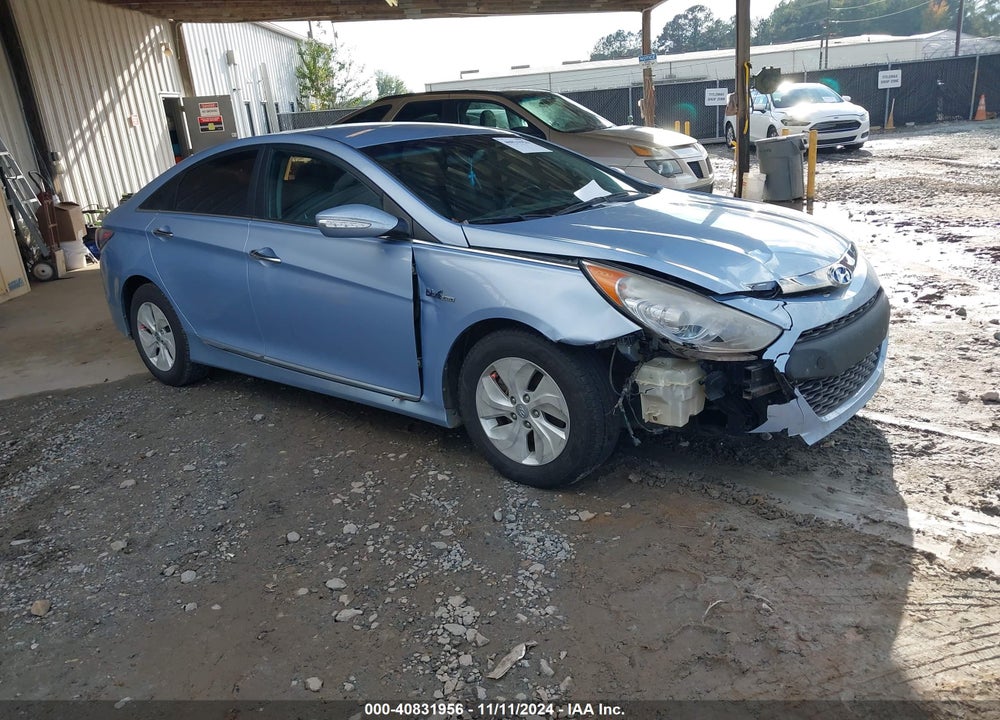 2014 HYUNDAI SONATA HYBRID VIN: KMHEC4A45EA116930