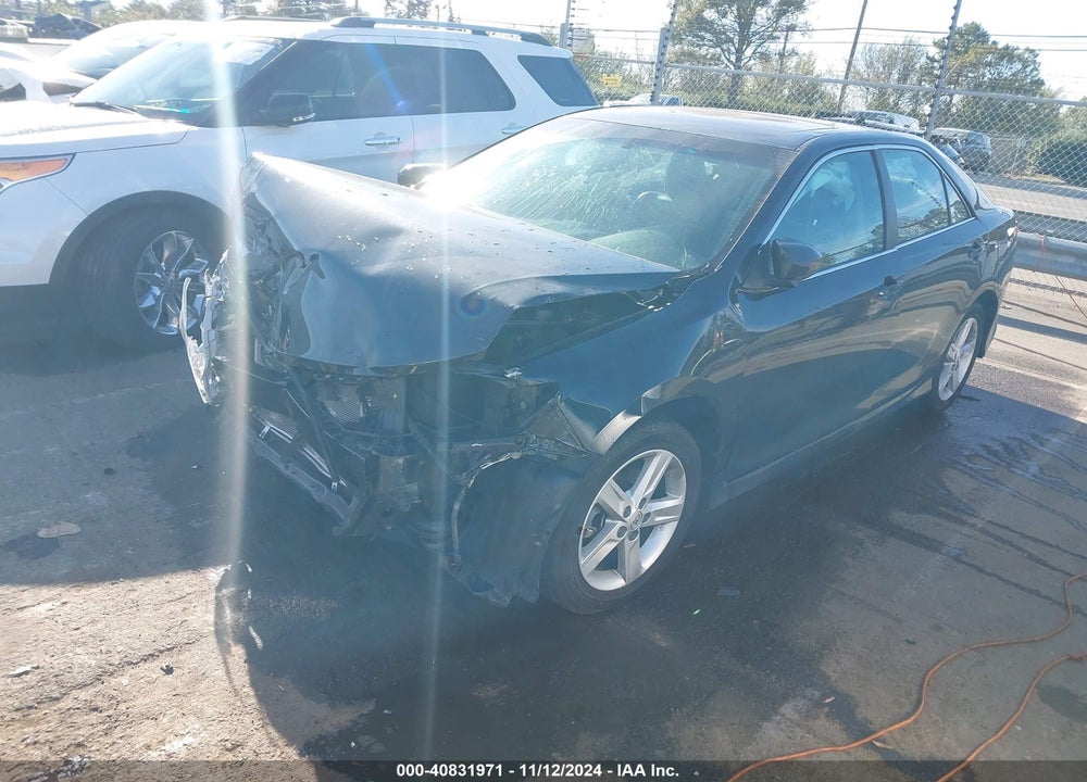2013 TOYOTA CAMRY SE VIN: 4T1BF1FKXDU723581