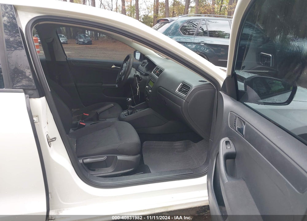 2012 VOLKSWAGEN JETTA 2.0L S VIN: 3VW1K7AJ6CM428362