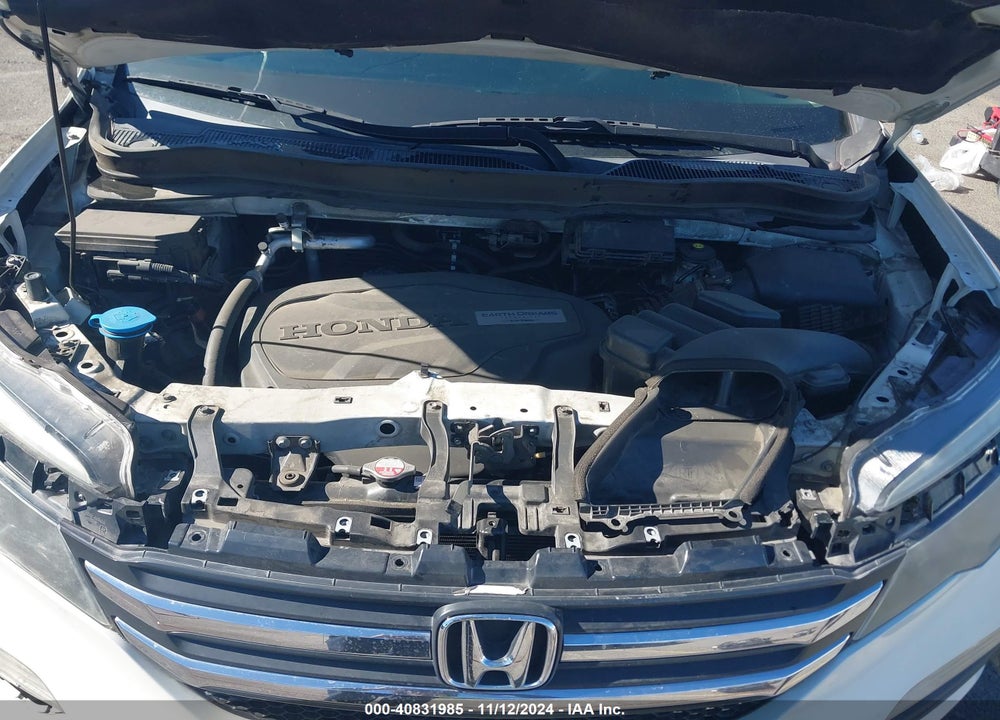 2018 HONDA PILOT EX-L VIN: 5FNYF5H51JB033235