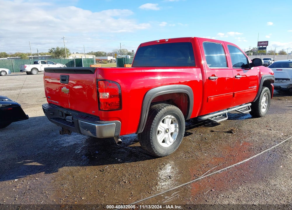 2011 CHEVROLET SILVERADO 1500 LT VIN: 3GCPKSE3XBG372662