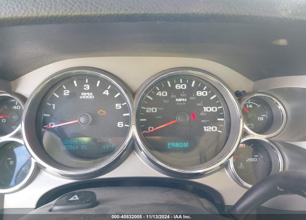 2011 CHEVROLET SILVERADO 1500 LT VIN: 3GCPKSE3XBG372662