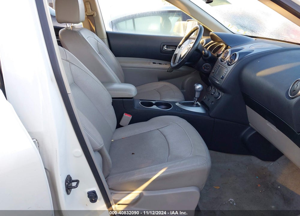 2013 NISSAN ROGUE SV W/SL PKG VIN: JN8AS5MVXDW126245