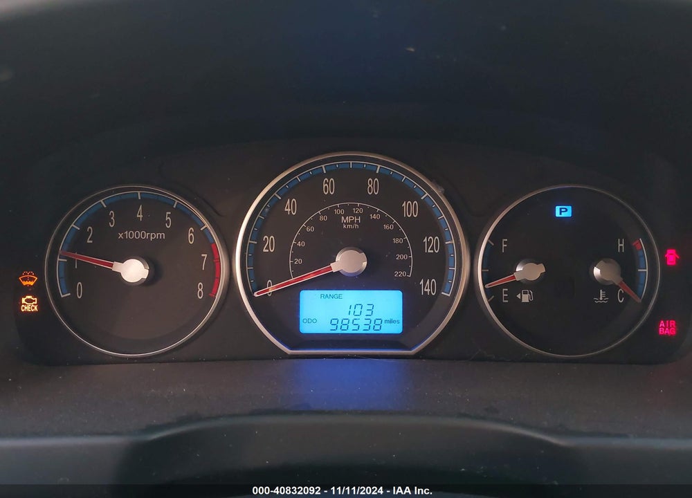 2009 HYUNDAI SANTA FE SE VIN: 5NMSH13E59H281028