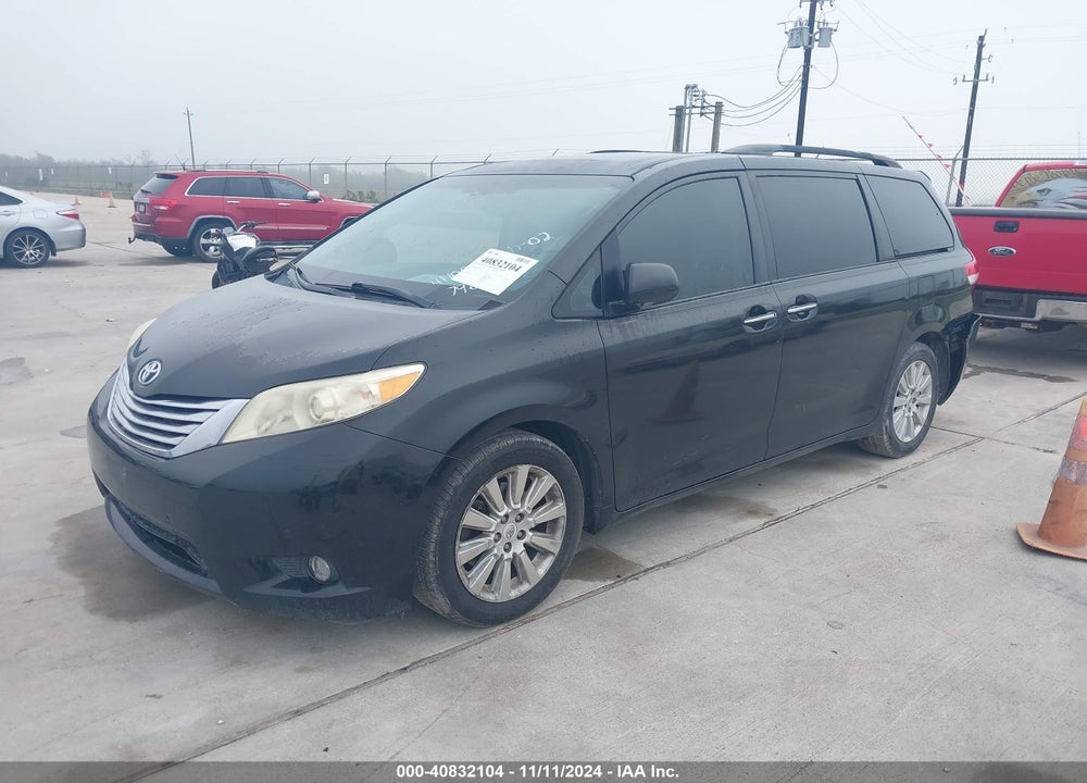 2012 TOYOTA SIENNA XLE LIMITED VIN: 5TDYK3DC0CS247989