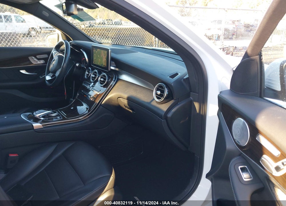 2019 MERCEDES-BENZ GLC 300 4MATIC VIN: WDC0G4KB9KV139576