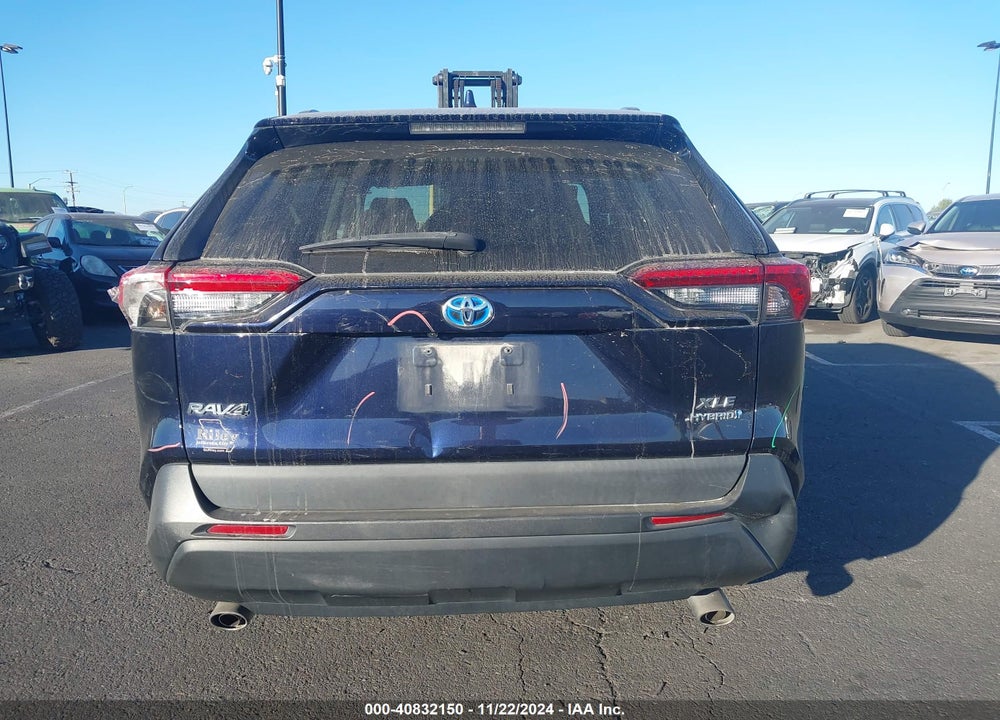 2020 TOYOTA RAV4 HYBRID XLE VIN: 2T3RWRFV7LW094682