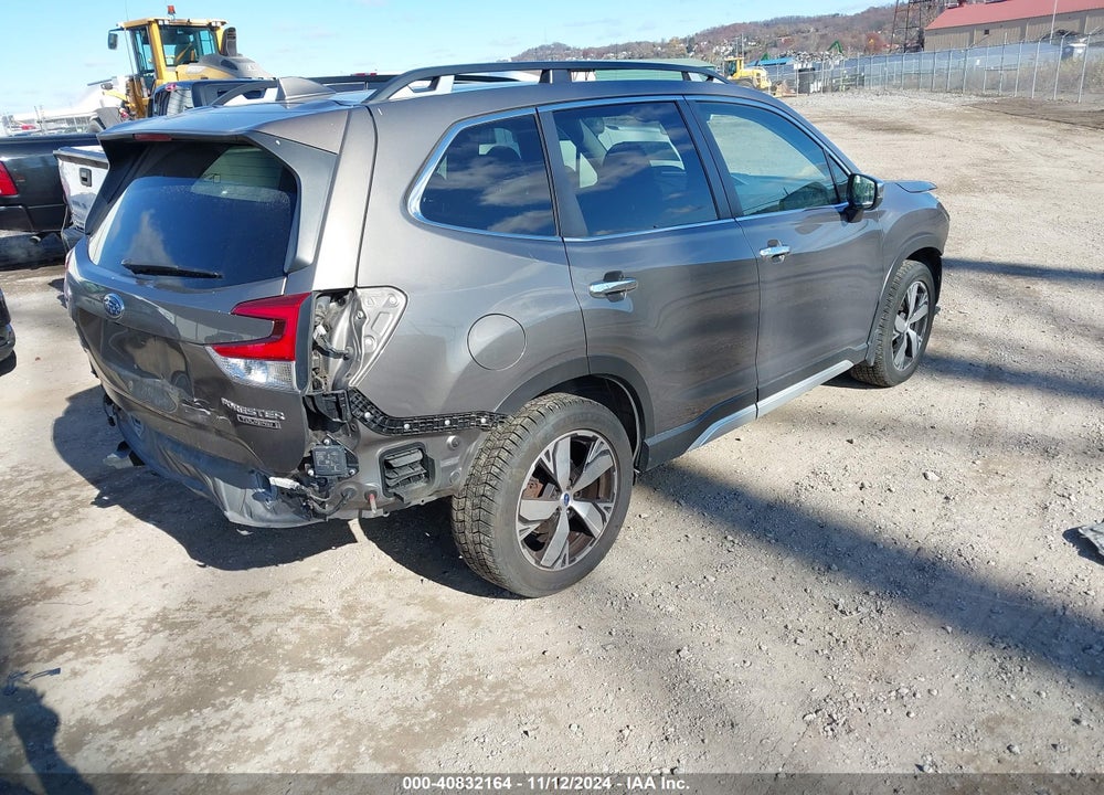 2019 SUBARU FORESTER TOURING VIN: JF2SKAWCXKH529388