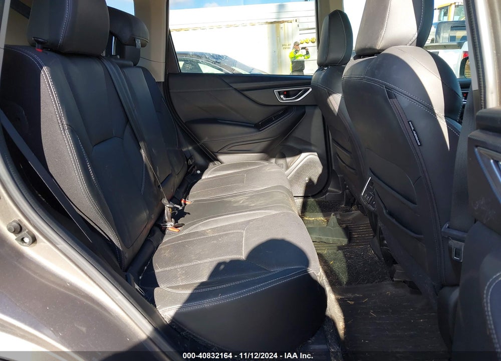 2019 SUBARU FORESTER TOURING VIN: JF2SKAWCXKH529388