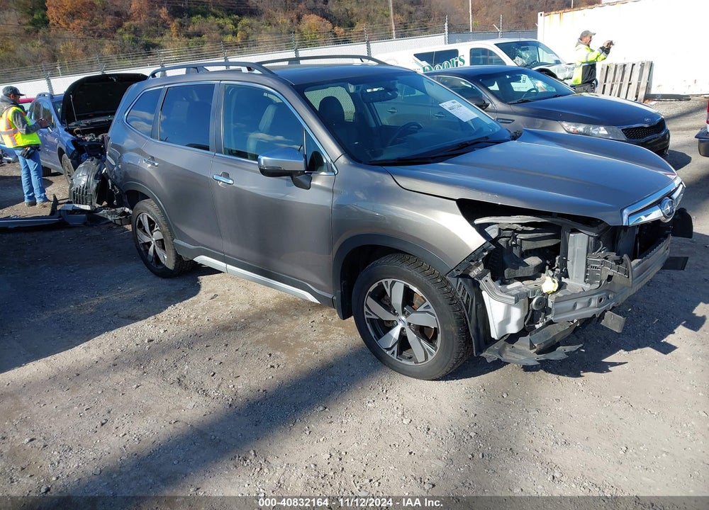 2019 SUBARU FORESTER TOURING VIN: JF2SKAWCXKH529388