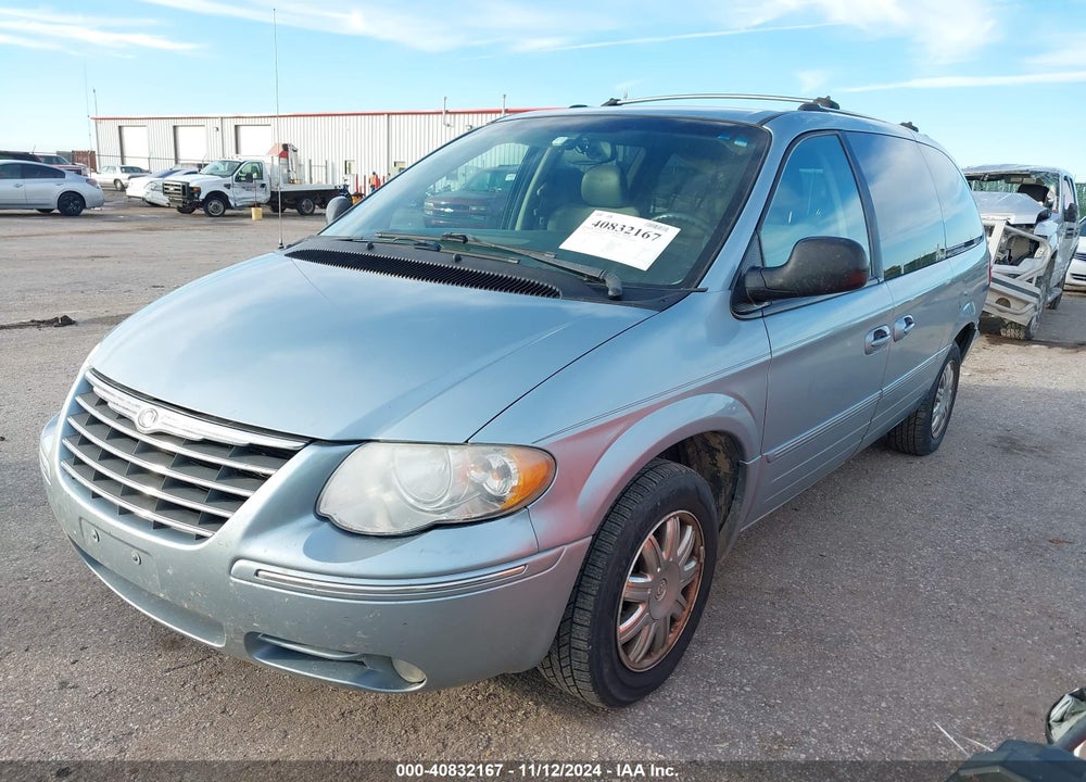 2005 CHRYSLER TOWN & COUNTRY VIN: 2C8GP64L45R545678
