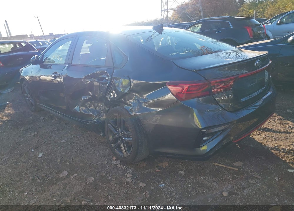 2021 KIA FORTE VIN: 3KPF34AD8ME270830