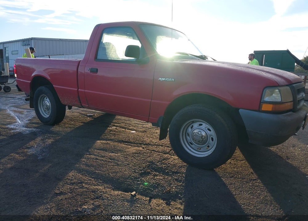 2000 FORD RANGER XL/XLT VIN: 1FTYR10C1YPA89802