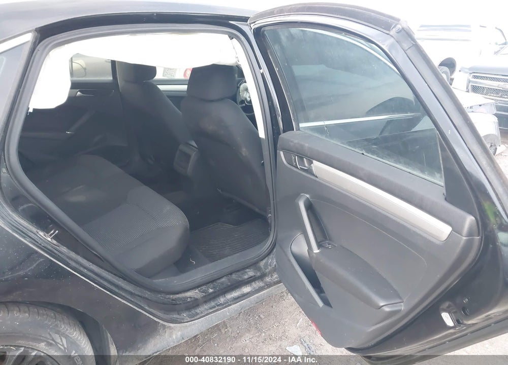 2016 VOLKSWAGEN PASSAT 1.8T S VIN: 1VWAT7A32GC043774