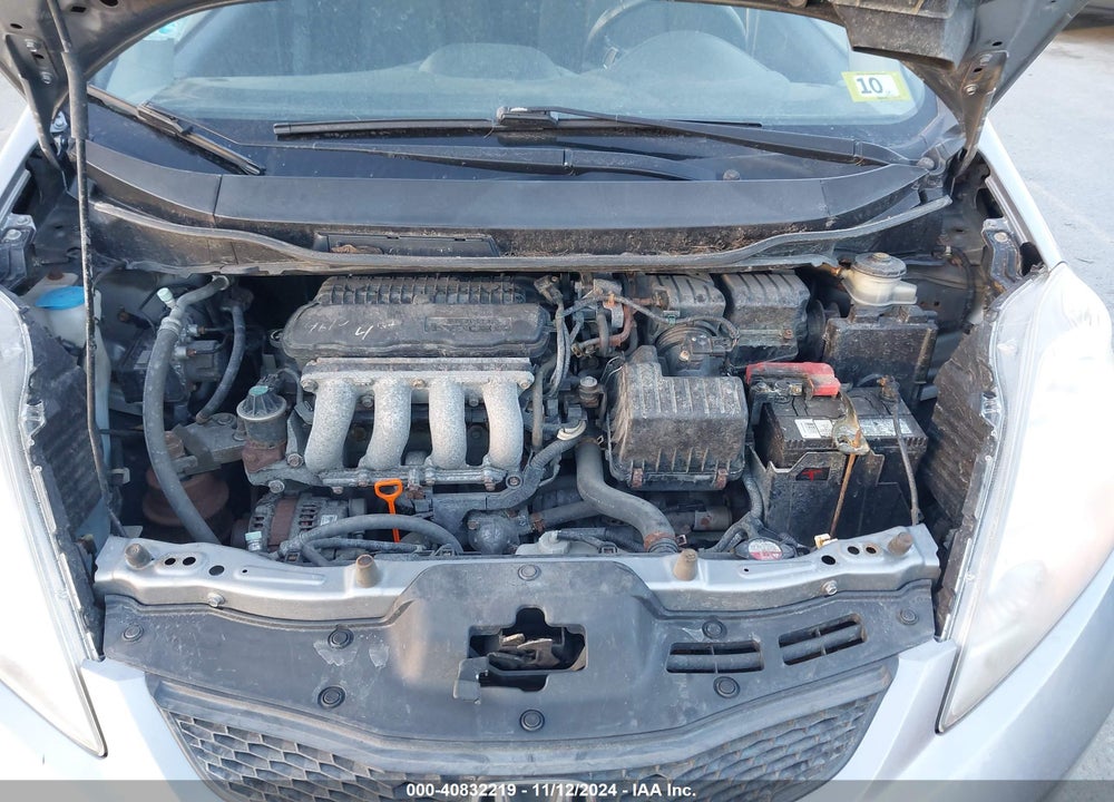 2009 HONDA FIT VIN: JHMGE88489C001445