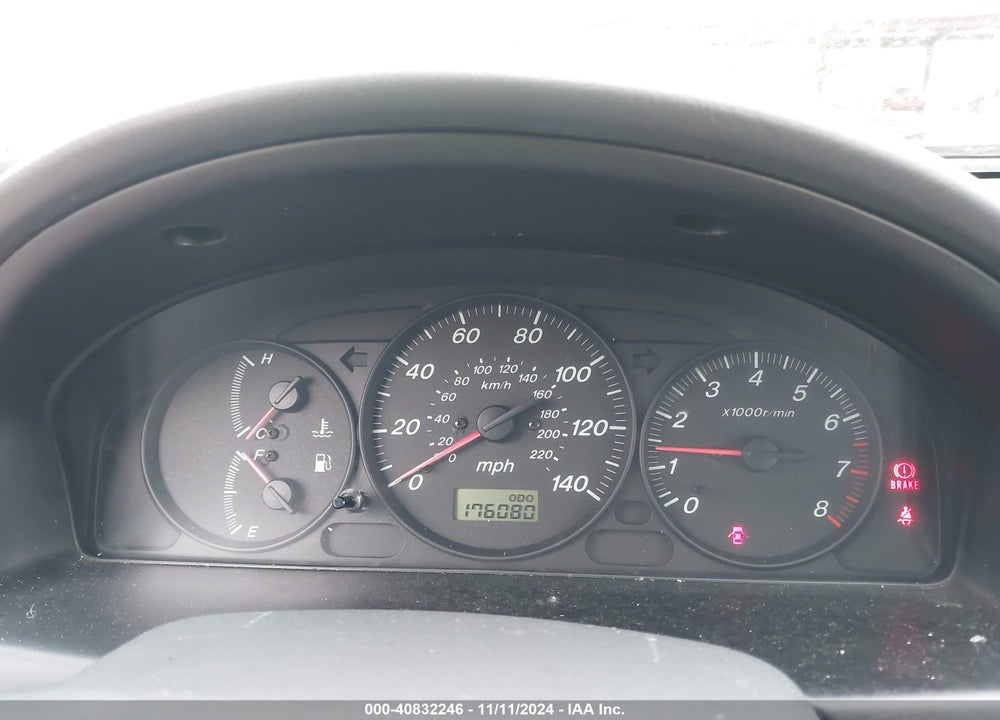 2000 MAZDA PROTEGE ES VIN: JM1BJ2232Y0237254