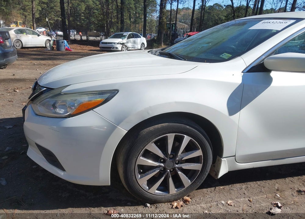 2017 NISSAN ALTIMA 2.5 SV VIN: 1N4AL3AP8HC223265