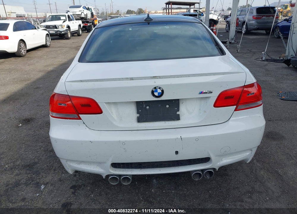 2008 BMW M3 VIN: WBSWD93598PY39229