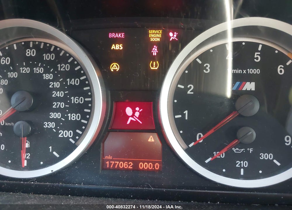 2008 BMW M3 VIN: WBSWD93598PY39229