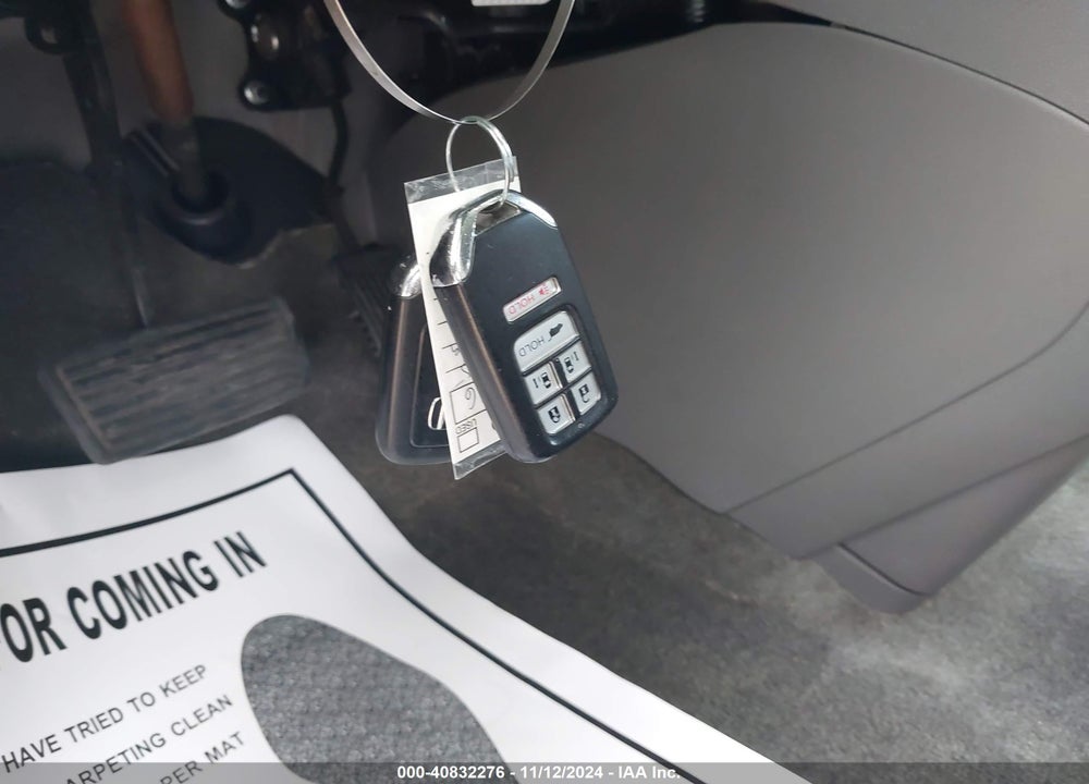 2015 HONDA ODYSSEY EX-L VIN: 5FNRL5H60FB102624