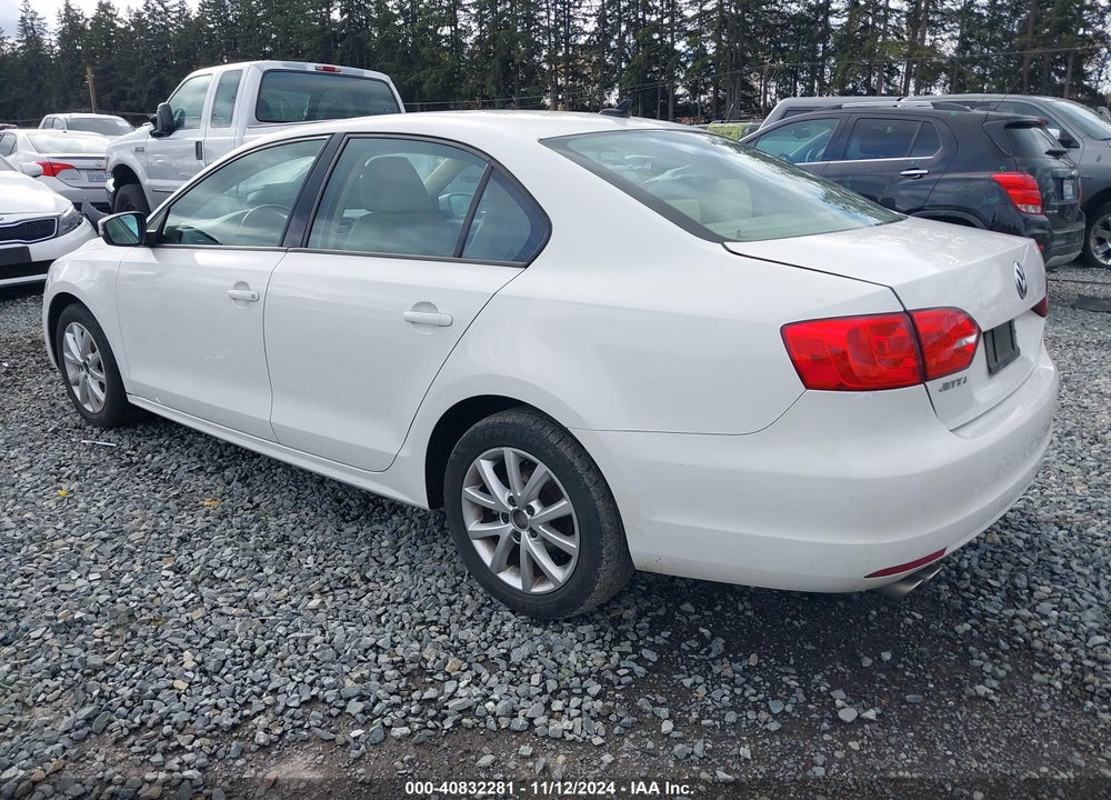 2012 VOLKSWAGEN JETTA 2.5L SE VIN: 3VWDP7AJ9CM396800
