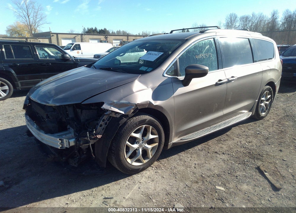 2017 CHRYSLER PACIFICA TOURING PLUS VIN: 2C4RC1BG2HR785251