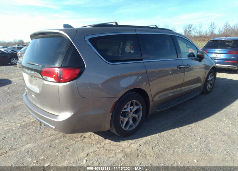 2017 CHRYSLER PACIFICA TOURING PLUS VIN: 2C4RC1BG2HR785251