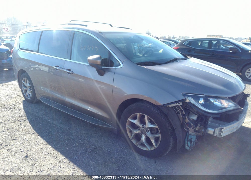 2017 CHRYSLER PACIFICA TOURING PLUS VIN: 2C4RC1BG2HR785251