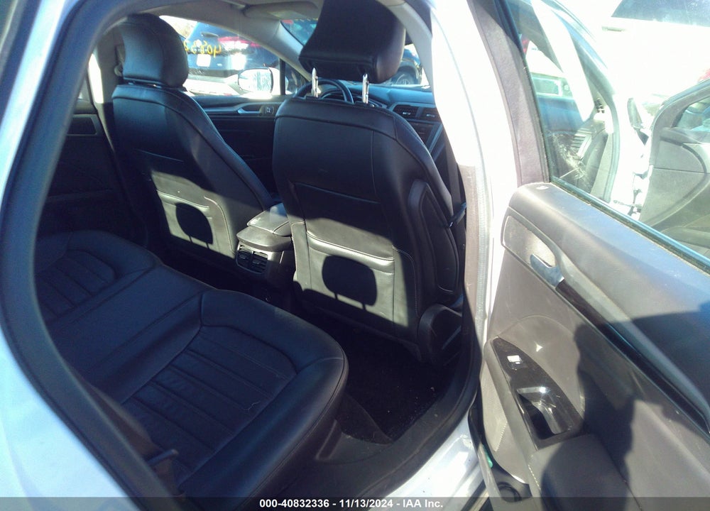2016 FORD FUSION SE VIN: 3FA6P0H99GR309829