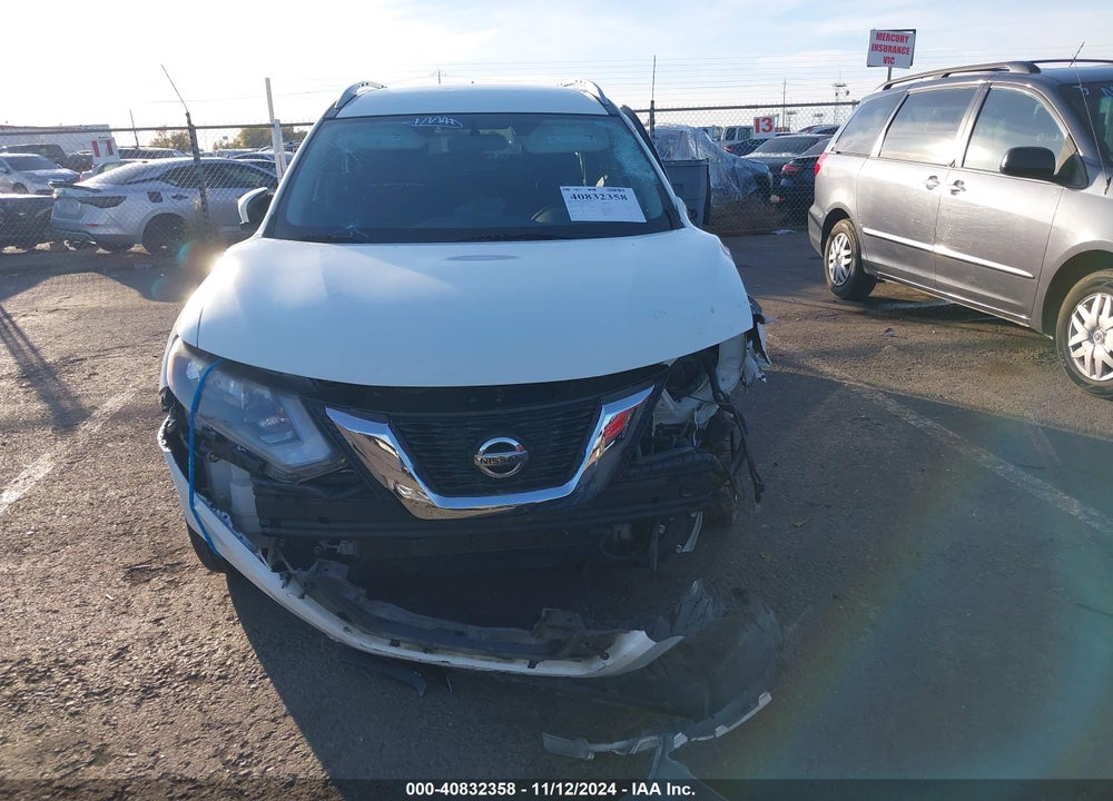 2017 NISSAN ROGUE S VIN: 5N1AT2MT3HC735976