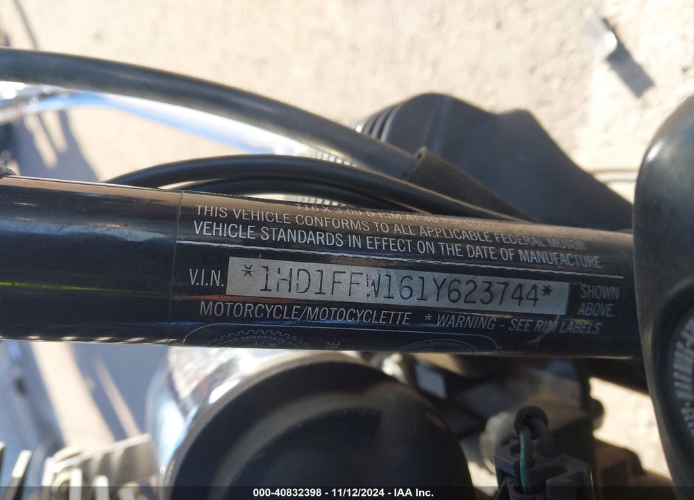2001 HARLEY-DAVIDSON FLHTCI VIN: 1HD1FFW161Y623744
