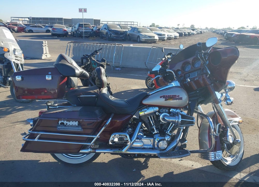 2001 HARLEY-DAVIDSON FLHTCI VIN: 1HD1FFW161Y623744