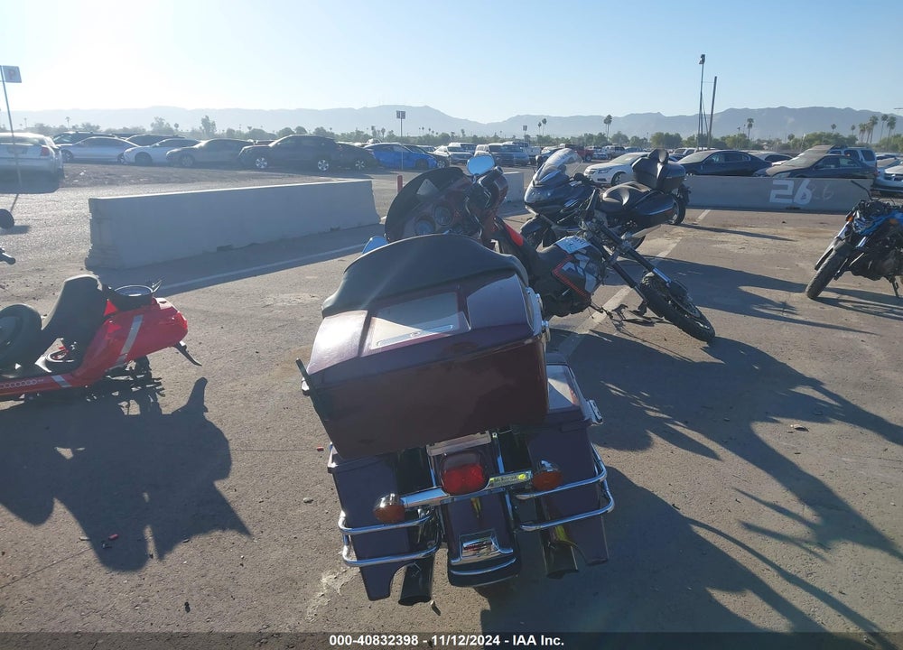 2001 HARLEY-DAVIDSON FLHTCI VIN: 1HD1FFW161Y623744