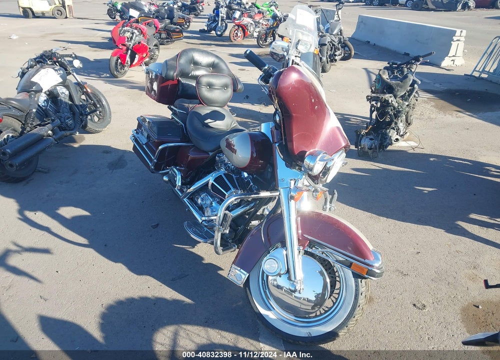 2001 HARLEY-DAVIDSON FLHTCI VIN: 1HD1FFW161Y623744