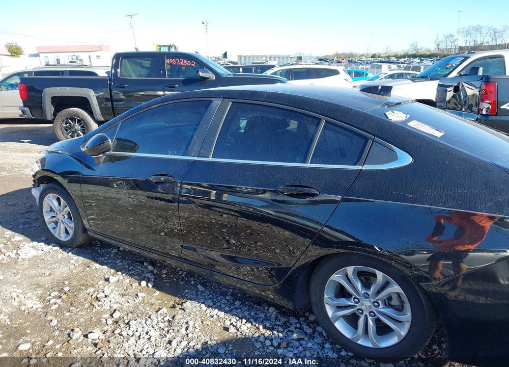 2019 CHEVROLET CRUZE LT VIN: 1G1BE5SM7K7134613