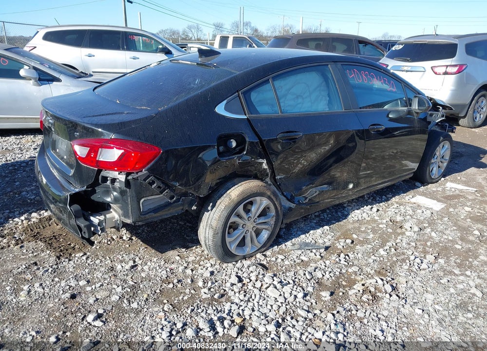 2019 CHEVROLET CRUZE LT VIN: 1G1BE5SM7K7134613