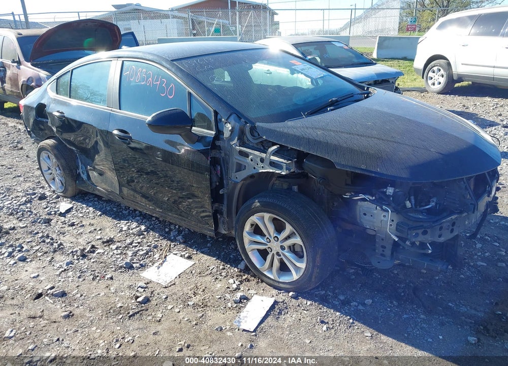 2019 CHEVROLET CRUZE LT VIN: 1G1BE5SM7K7134613