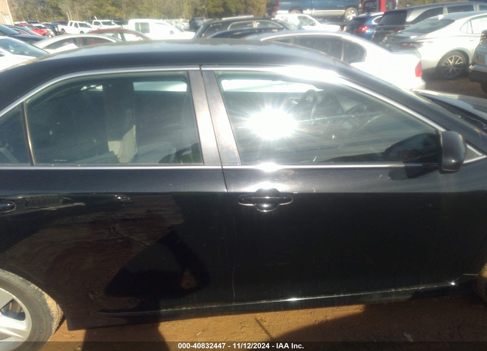 2013 TOYOTA CAMRY SE VIN: 4T1BF1FK8DU223533